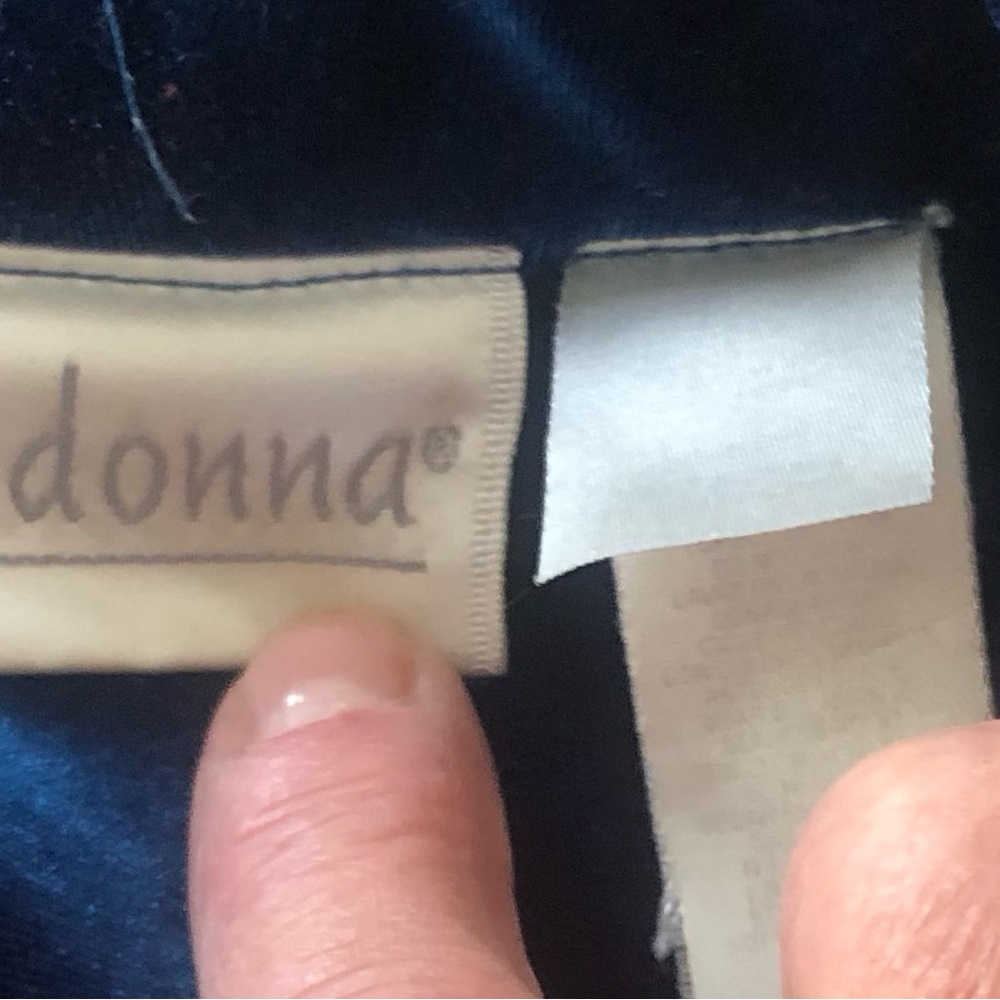 Adonna Size Small Velour Robe - Picture 5 of 5